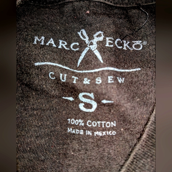 Marc Ecko Skull Logo T-shirt 🖤 💛 - Picture 4 of 4